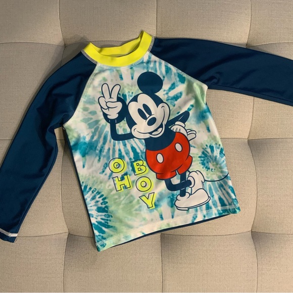 💙Mickey Swim Trunks + Rash Guard💛 - Picture 2 of 6
